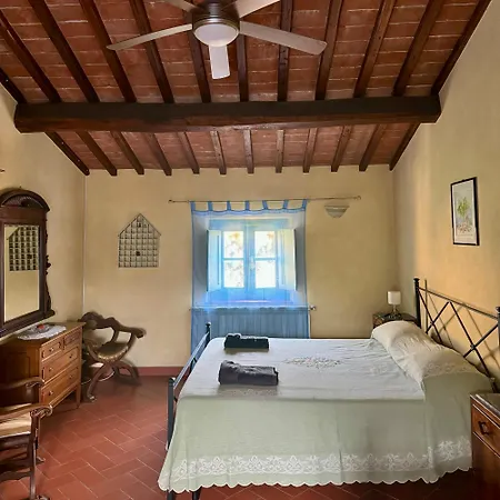 Podere Il Casone Holiday home Serravalle Pistoiese
